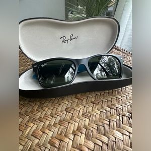 New Genuine Ray-Ban New Wayfarer 6183 Sunglasses RB 2132